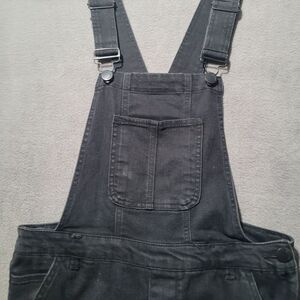 Dollhouse Black Distressed Overalls Junior Size 9‎